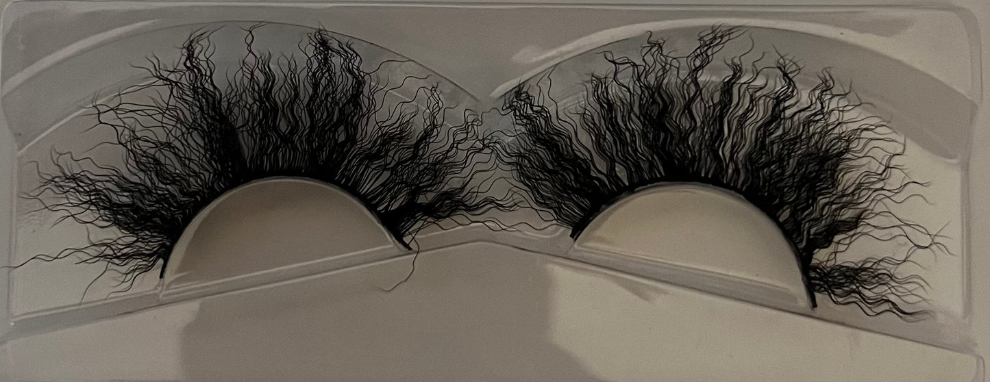 Fluffy lashes