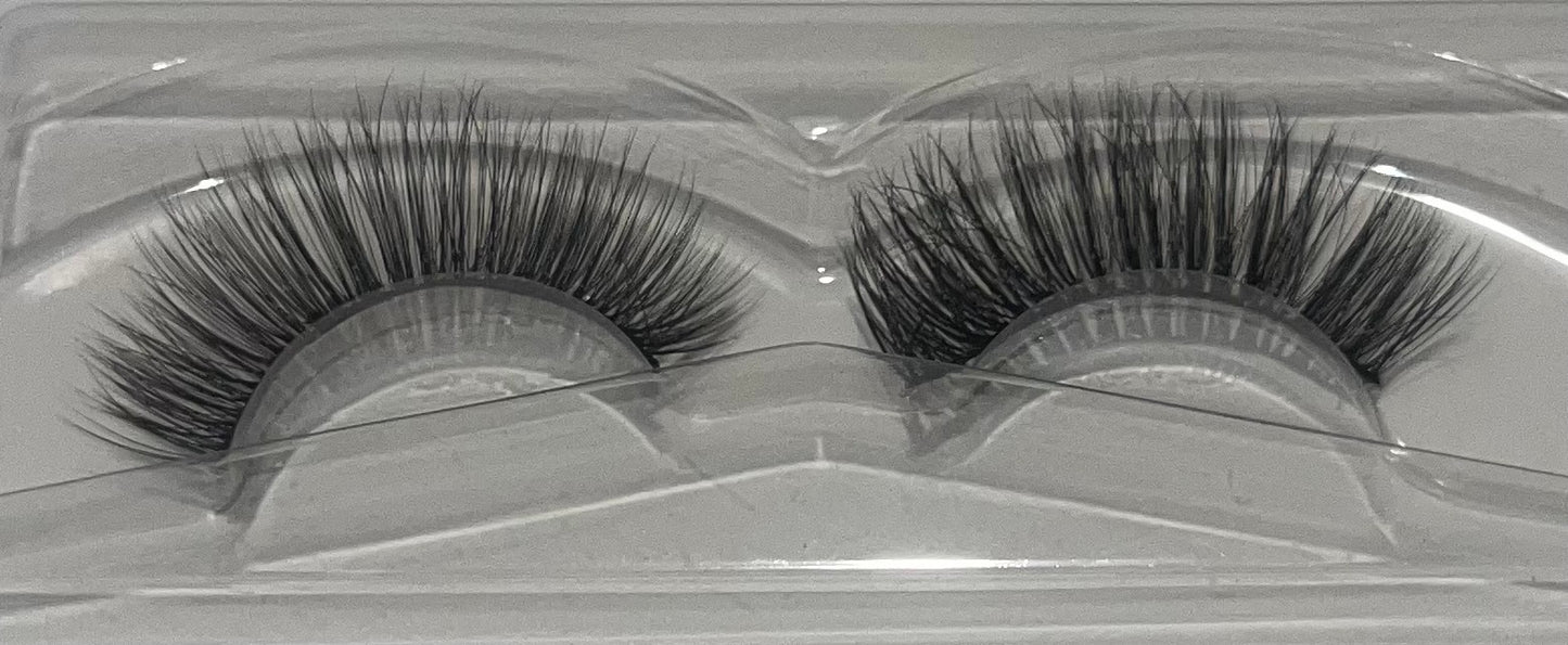 Natural lashes