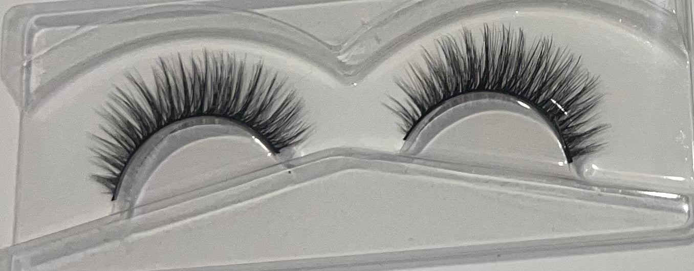 Natural lashes