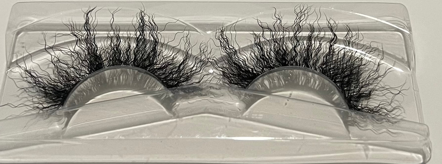 Fluffy lashes